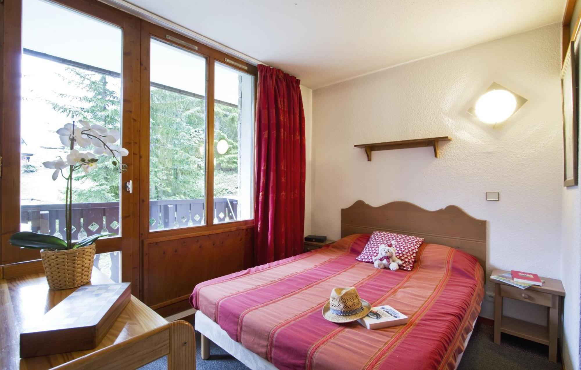 Residence Odalys Les Hauts Du Rogoney Val-d'Isère Exterior photo