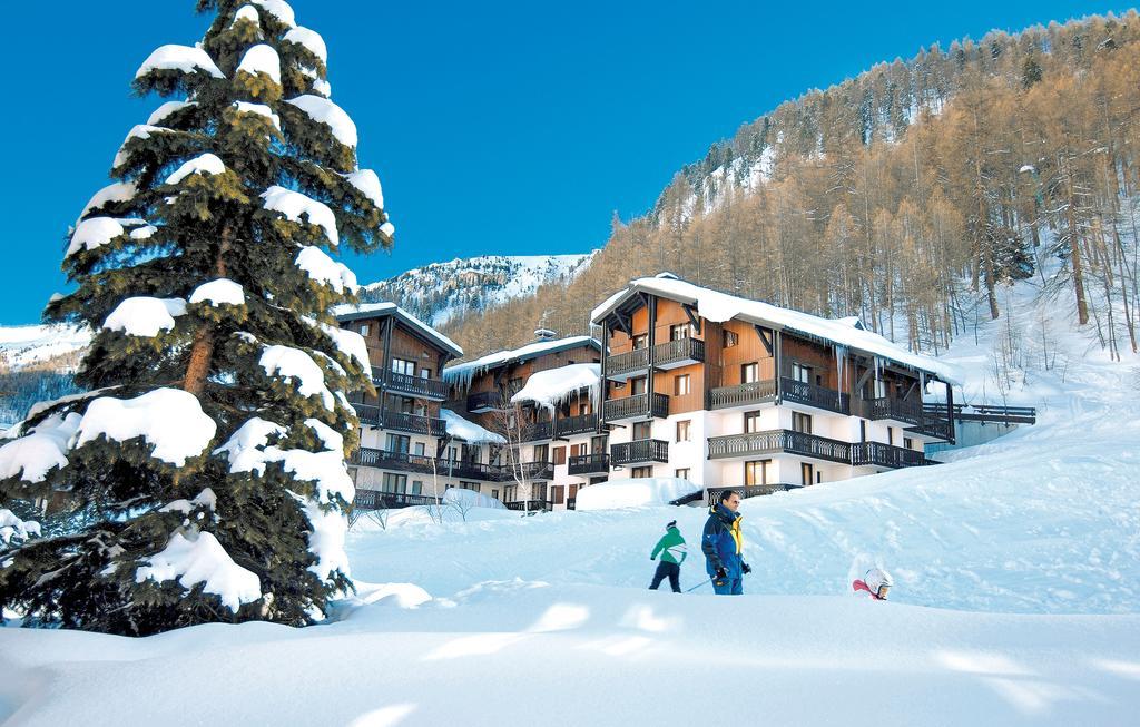 Residence Odalys Les Hauts Du Rogoney Val-d'Isère Exterior photo